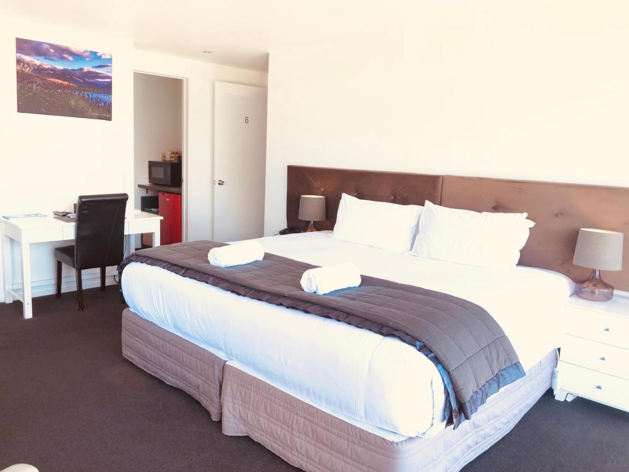 Manor Park Lodge Куийнстаун Екстериор снимка